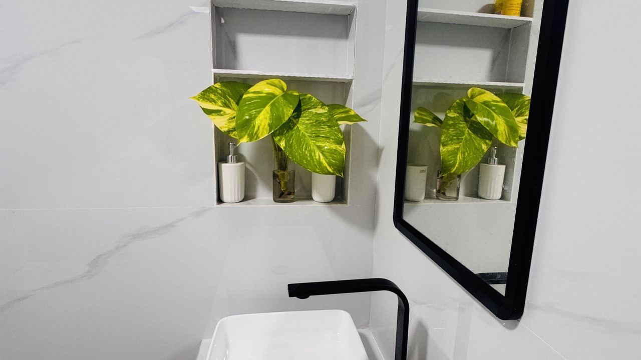 Photo of Bathroom in Fuvahmulah