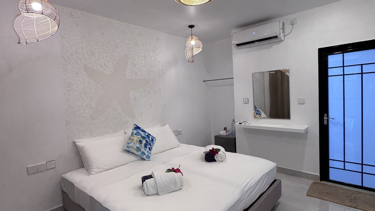 Photo of Bedroom in Thoddoo