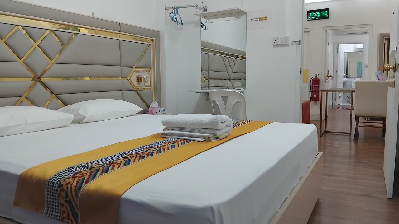 Photo of Bedroom in Male