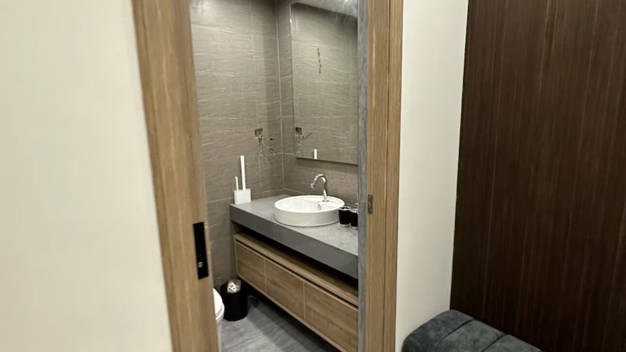 Photo of Bathroom in Milandhoo