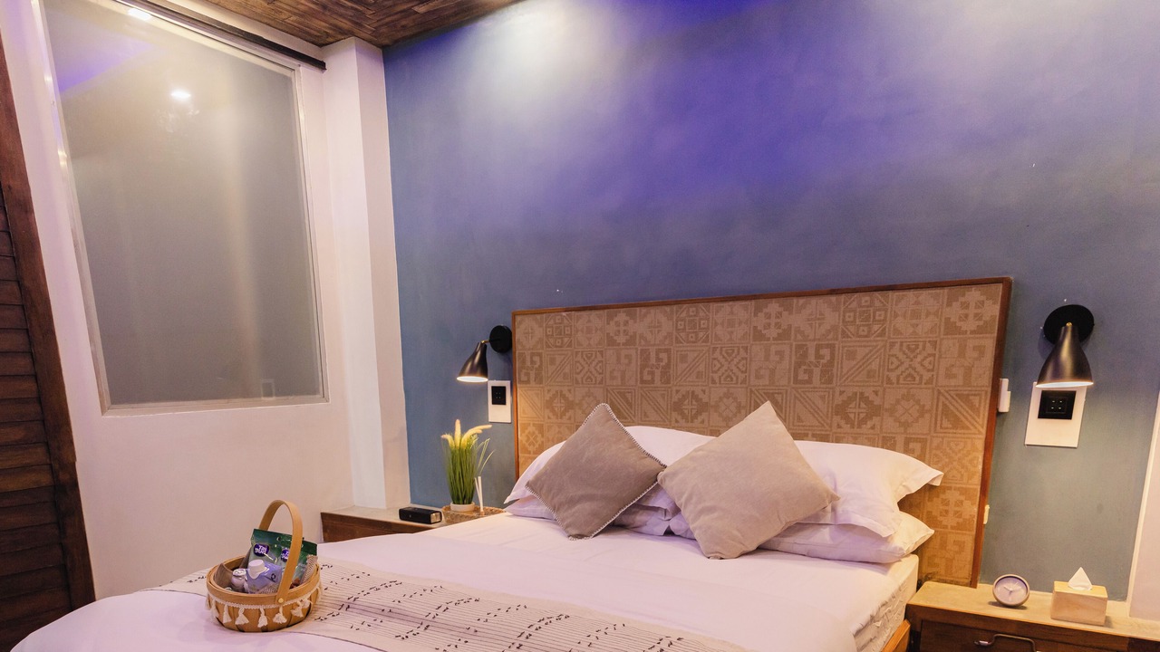 Photo of Bedroom in Male