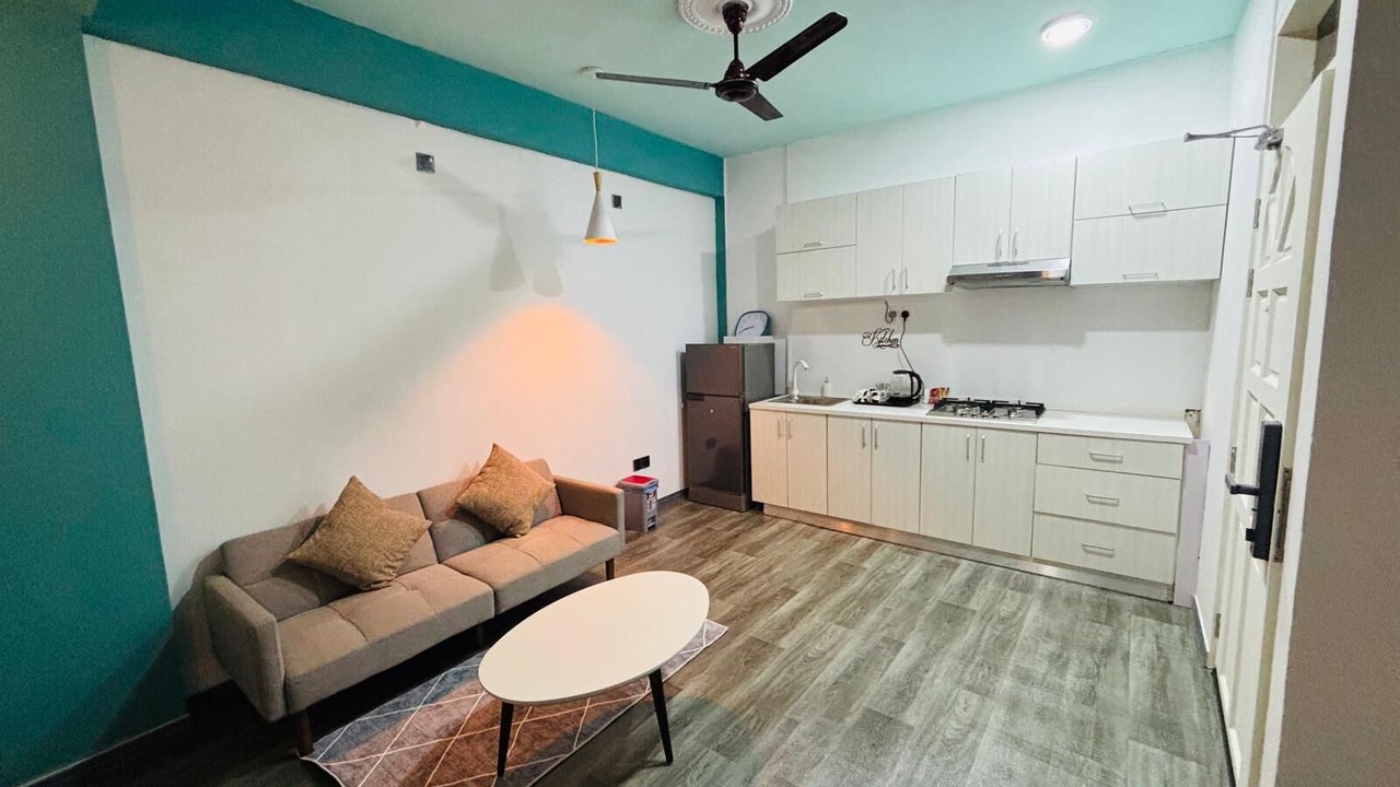 Photo of Livingroom in Male