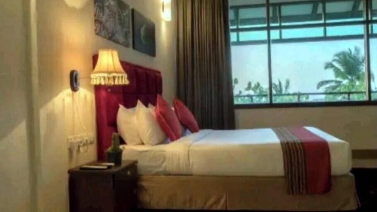 Photo of Bedroom in Male