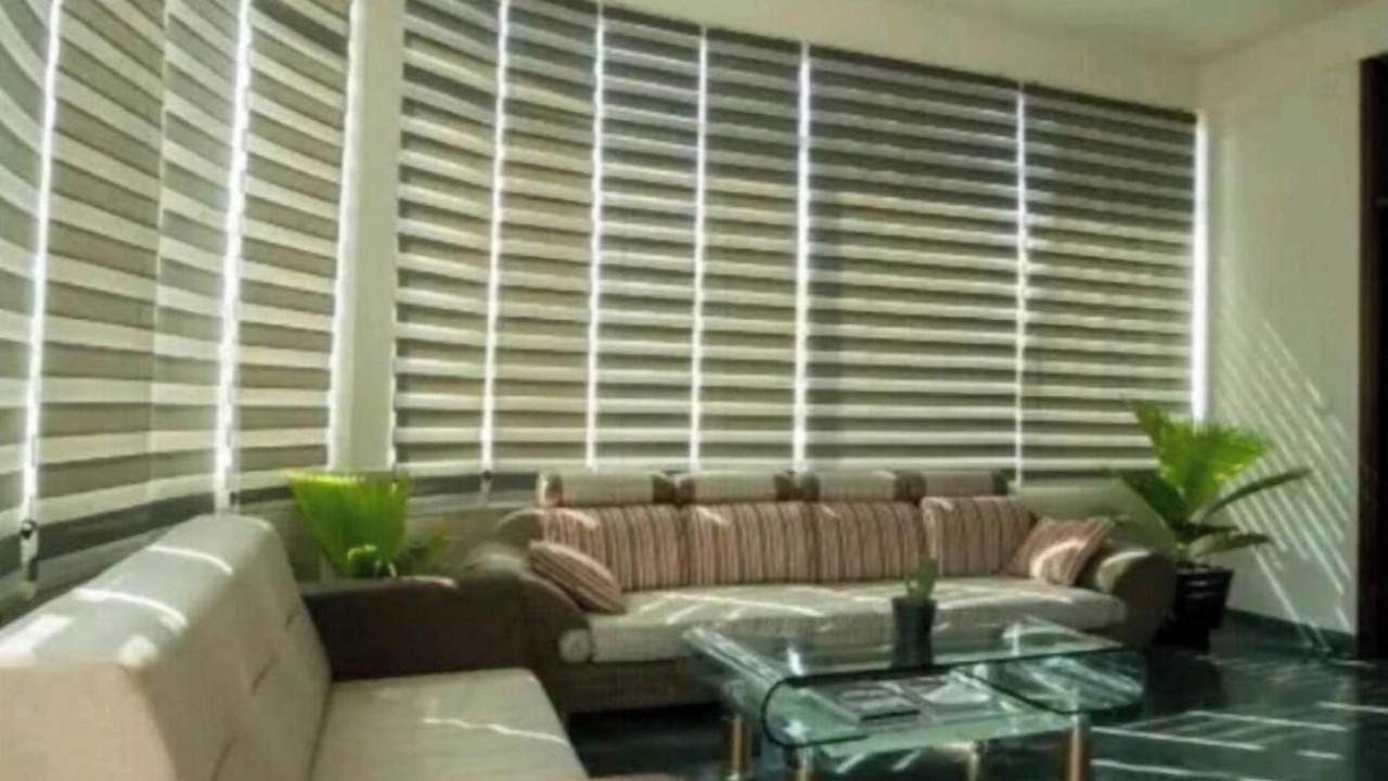 Photo of Livingroom in Male