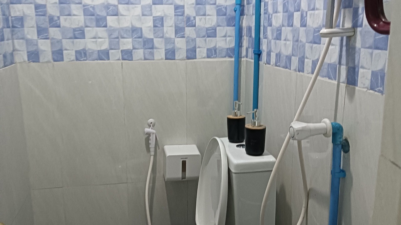 Photo of Bathroom in Male