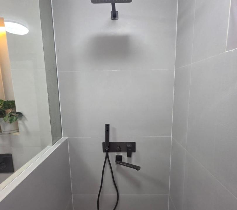 Photo of Bathroom in Fuvahmulah