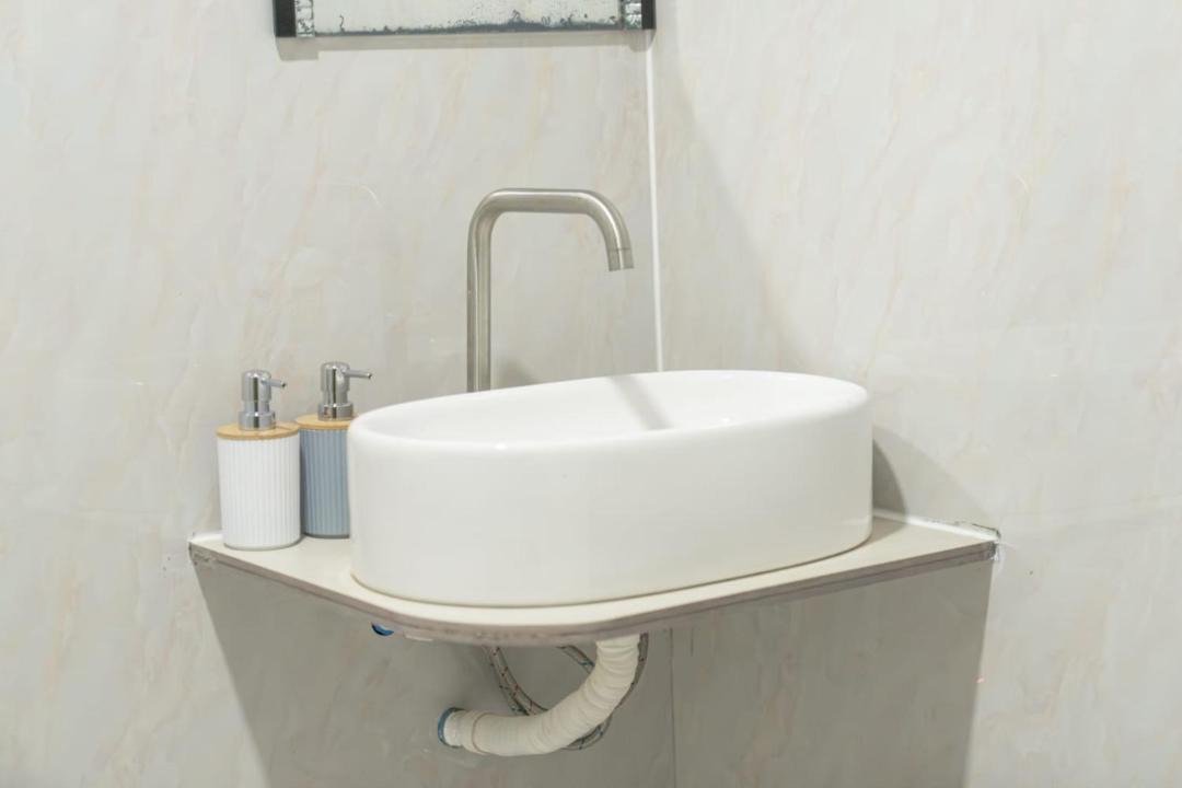 Photo of Bathroom in Dhidhoofinolhu Island