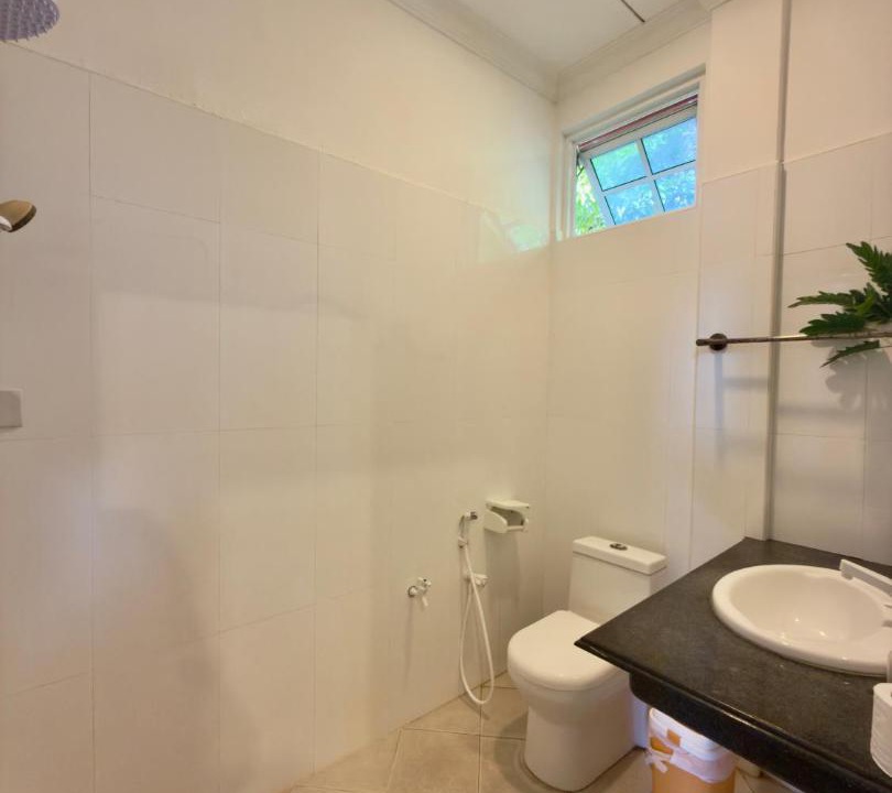 Photo of Bathroom in Thoddoo