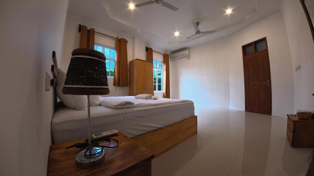 Photo of Bedroom in Maamigili