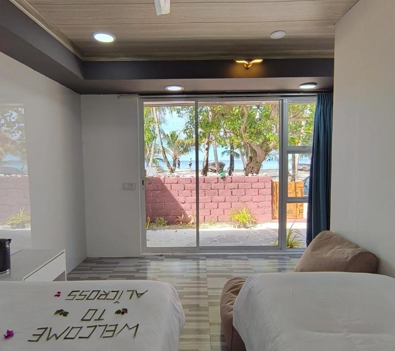 Photo of Others in Omadhoo