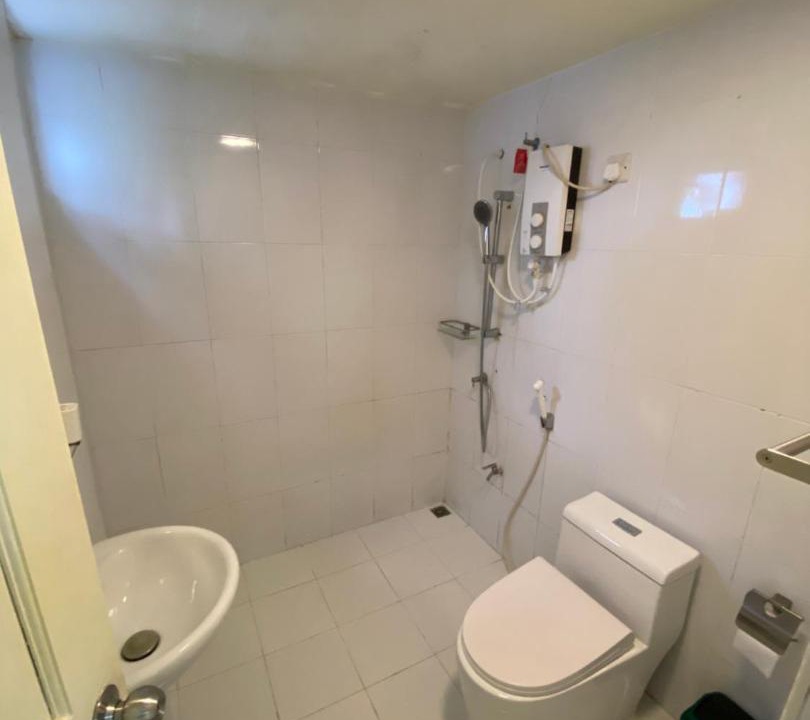 Photo of Bathroom in Thulusdhoo Island