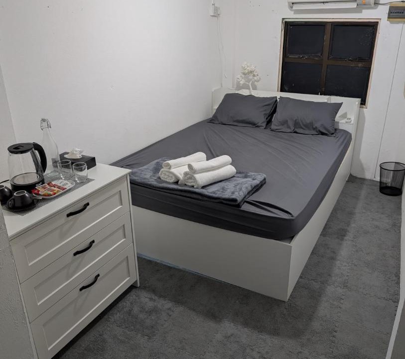 Photo of Bedroom in Male