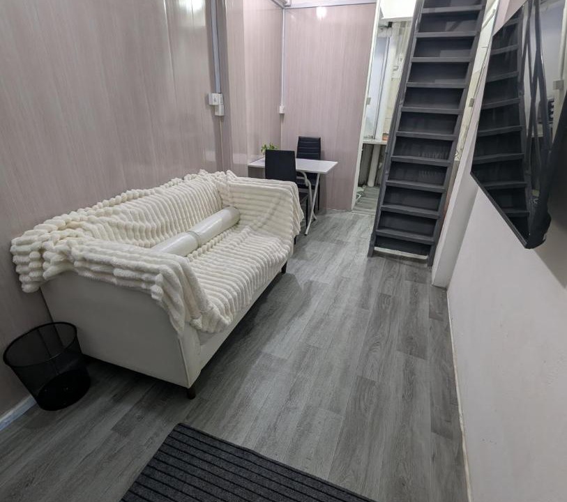 Photo of Bedroom in Male