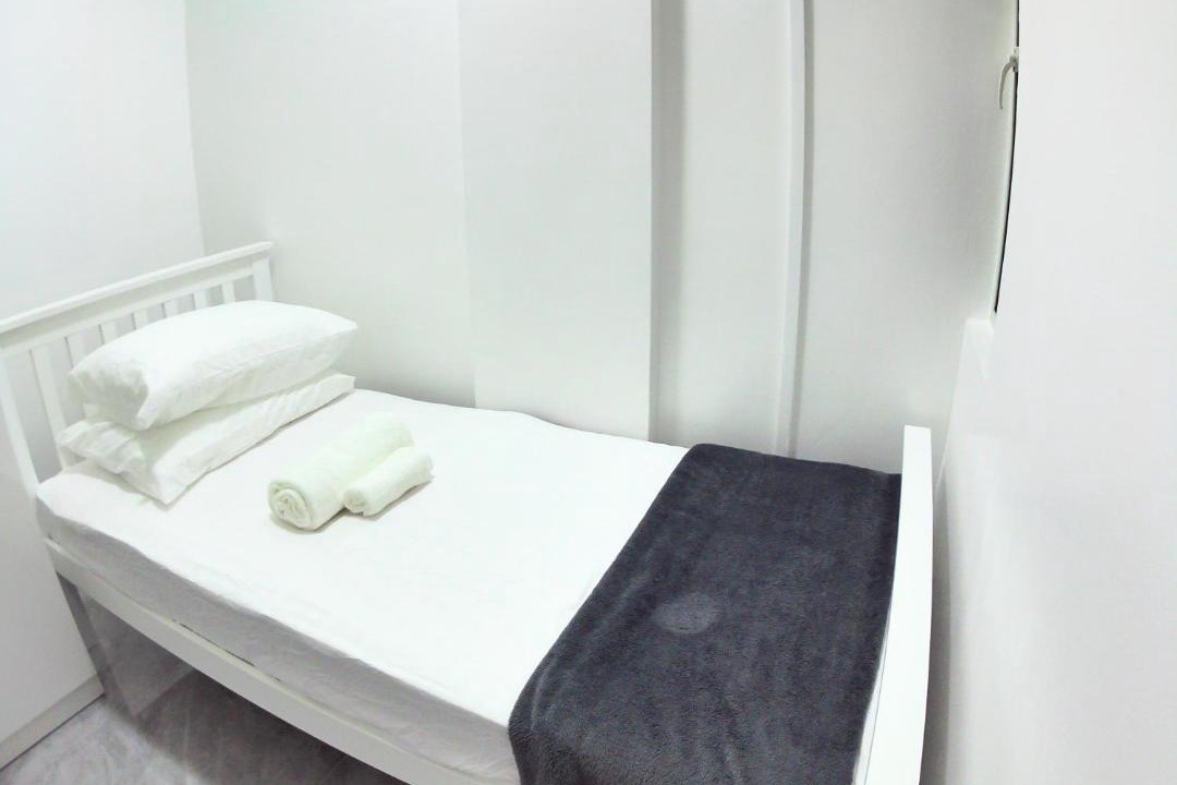 Photo of Bedroom in Male