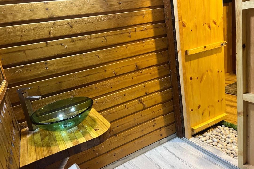 Photo of Bathroom in Vaavu Atoll