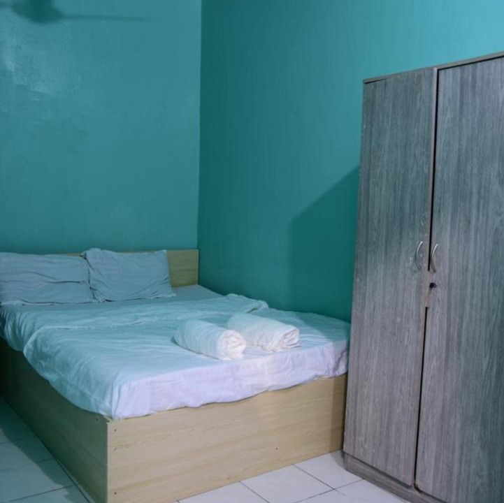 Photo of Bedroom in Male