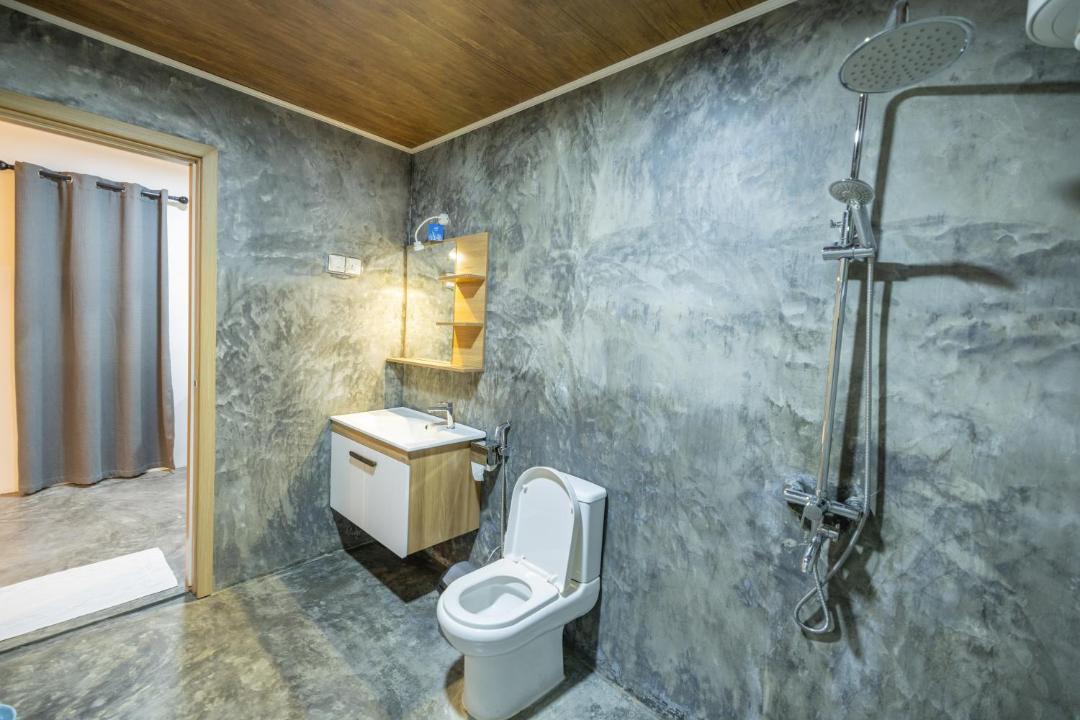 Photo of Bathroom in Thulusdhoo Island