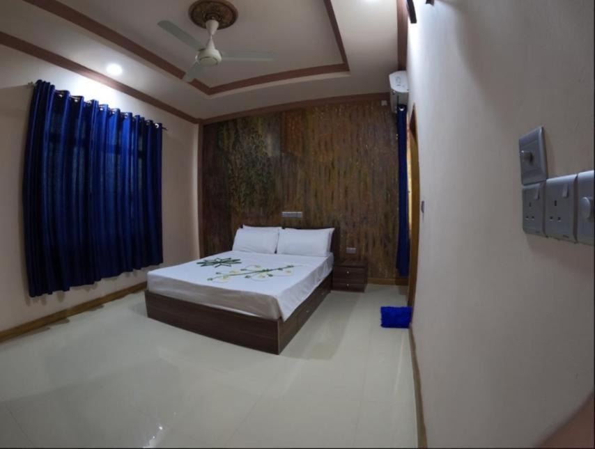 Photo of Bedroom in Himandhoo