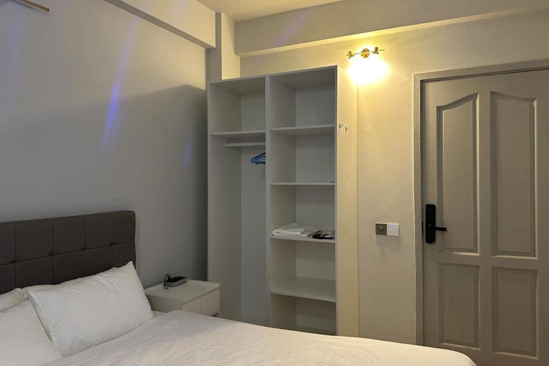 Photo of Bedroom in Male