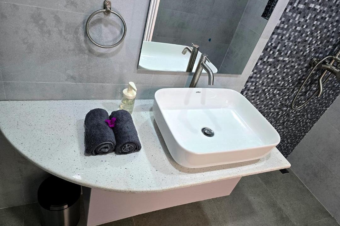 Photo of Bathroom in Himandhoo