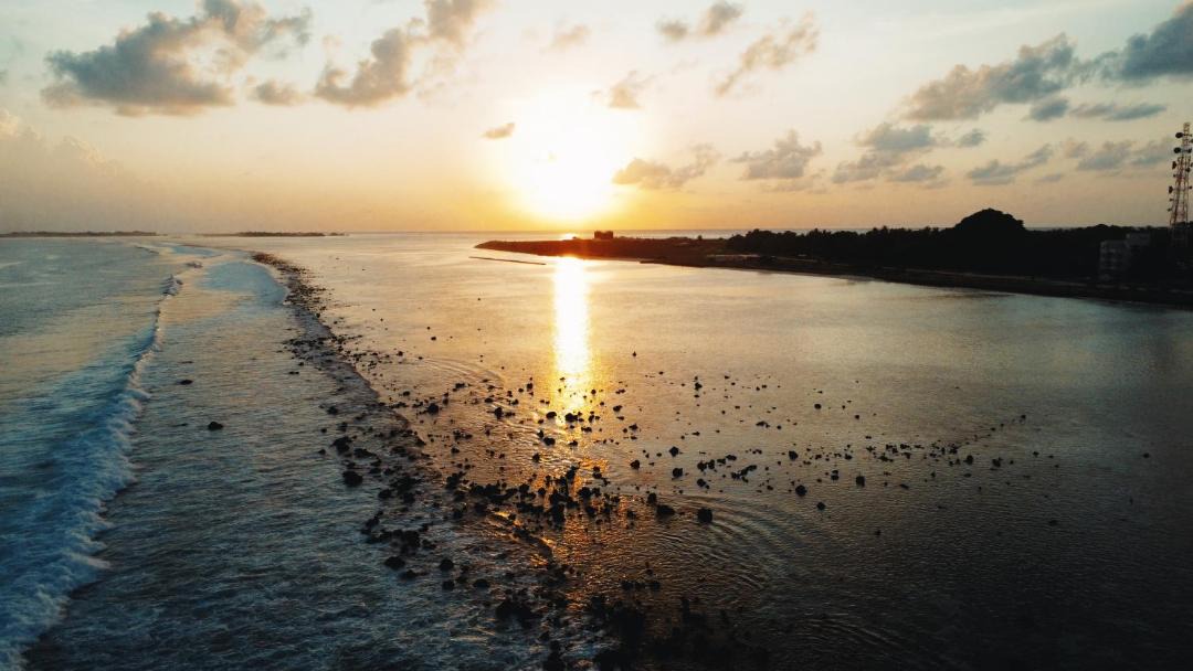 Photo of Human In Picture in Thulusdhoo Island