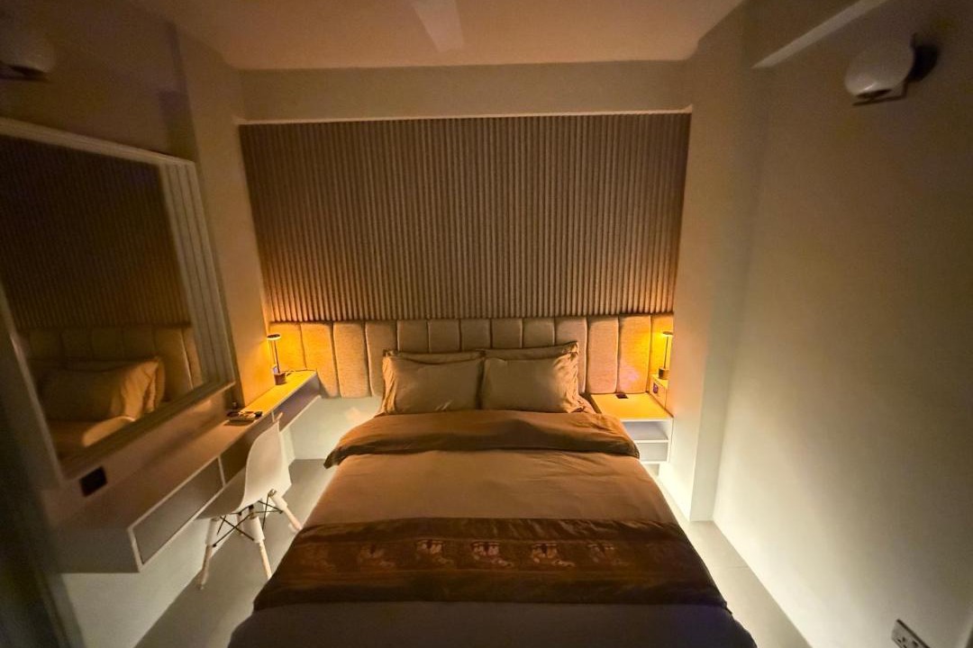 Photo of Bedroom in Male