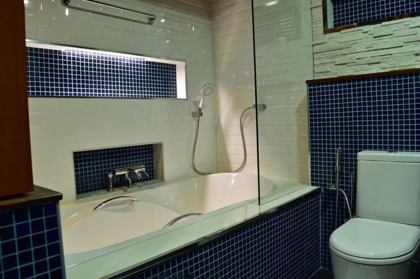 Photo of Bathroom in Fuvahmulah