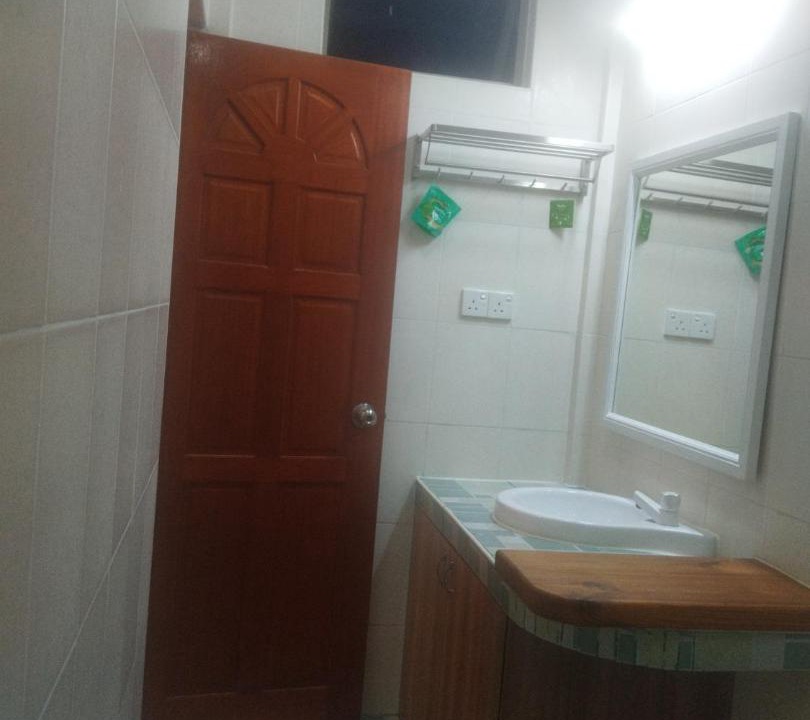 Photo of Bathroom in Feydhoo
