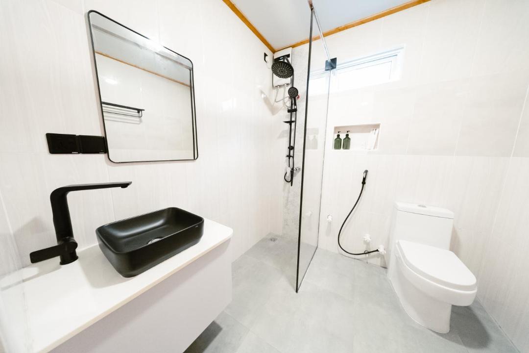 Photo of Bathroom in Dhiffushi