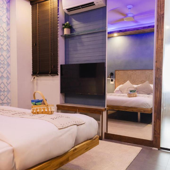 Photo of Bedroom in Male