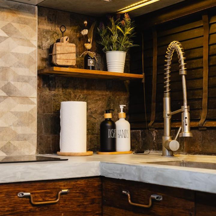 Photo of Kitchen in Male