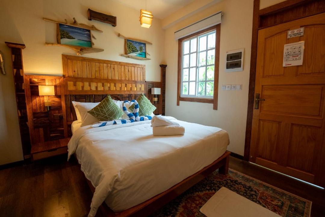 Photo of Bedroom in Goidhoo
