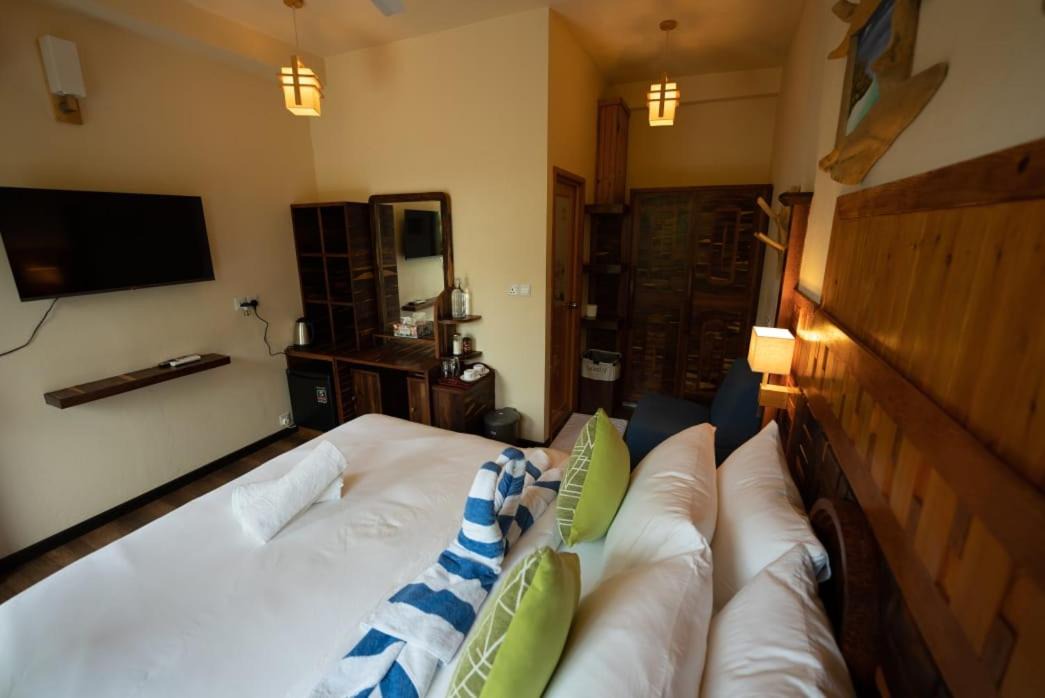 Photo of Bedroom in Goidhoo
