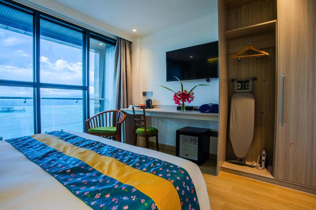 Photo of Bedroom in Guraidhoo