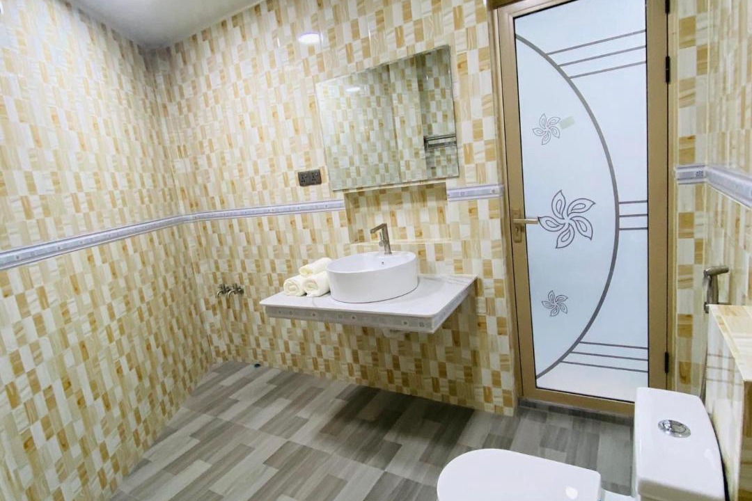 Photo of Bathroom in Fuvahmulah