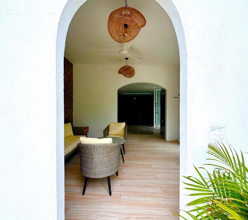 Photo of Others in Thoddoo