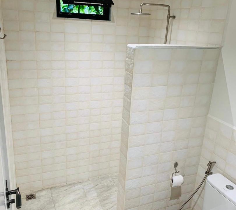 Photo of Bathroom in Thoddoo