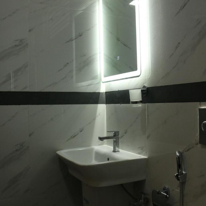 Photo of Bathroom in Hanimaadhoo