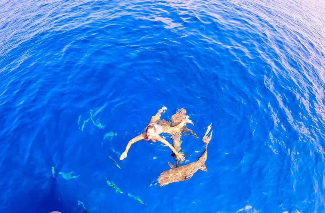 Photo of Human In Picture in Guraidhoo