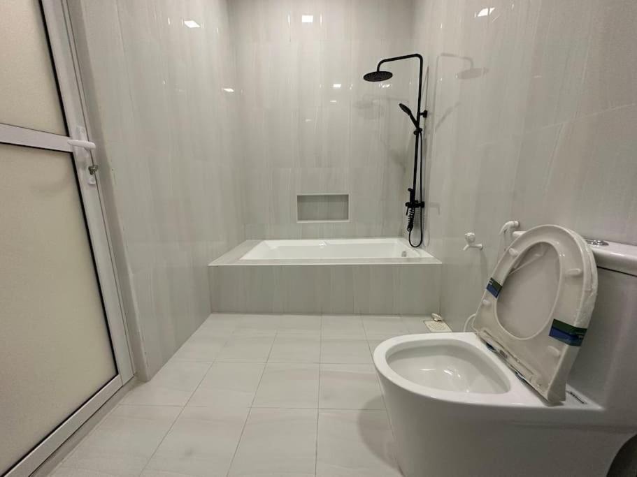 Photo of Bathroom in Feydhoo