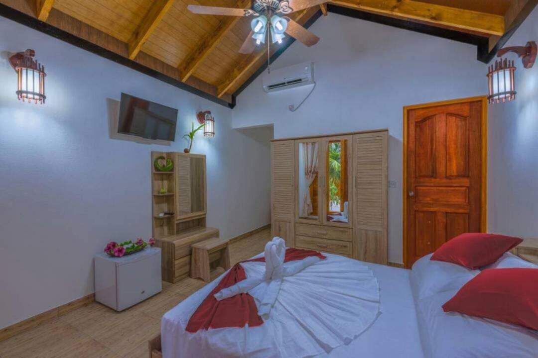 Photo of Others in Fodhdhoo
