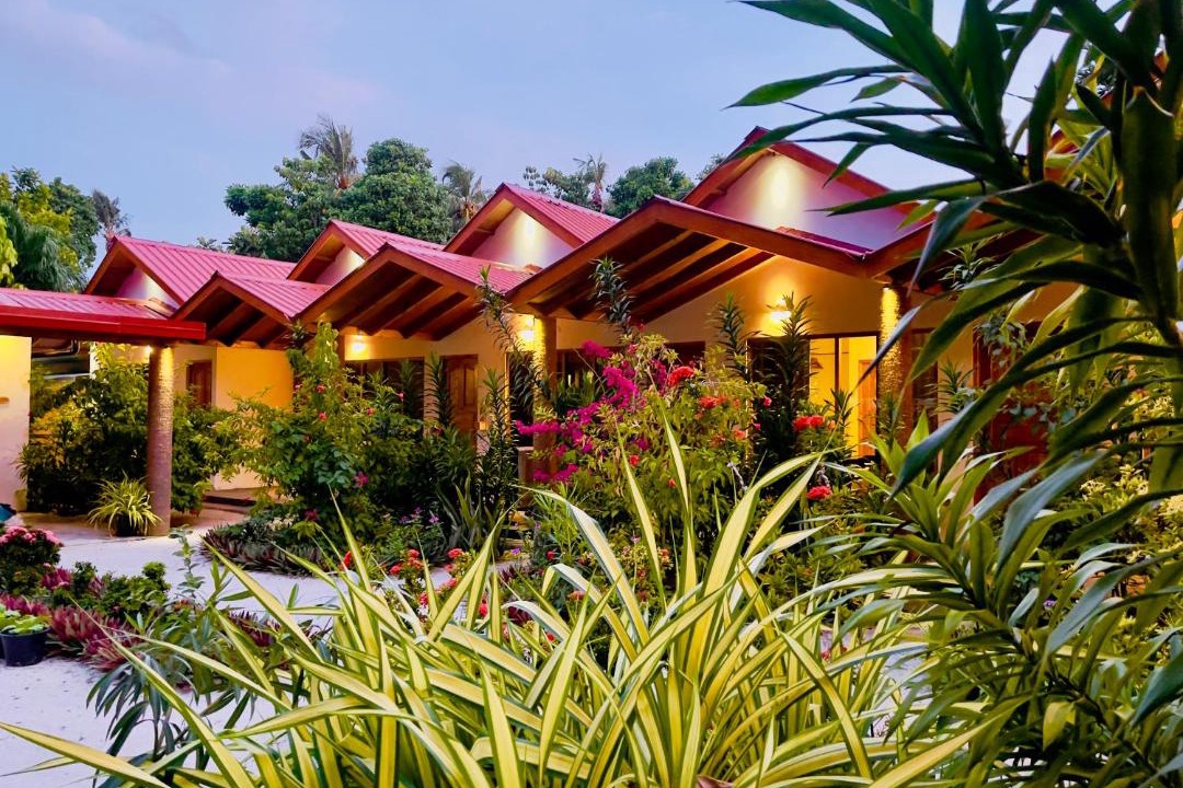 Photo of Others in Thoddoo