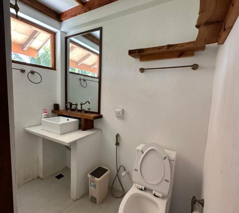 Photo of Bathroom in Thoddoo