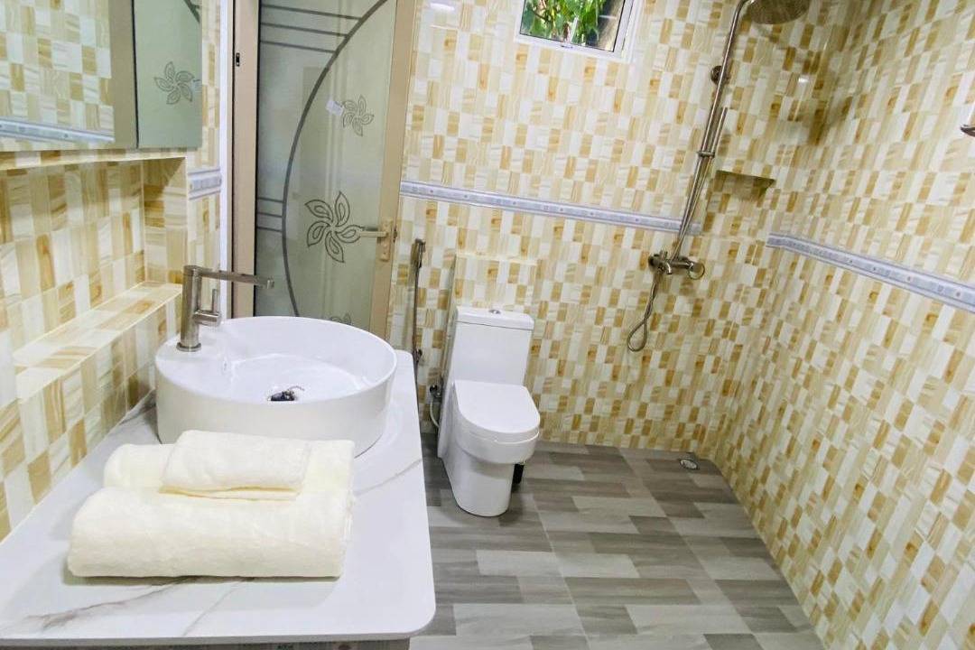 Photo of Bathroom in Fuvahmulah