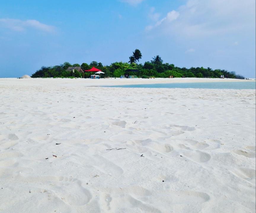 Photo of Others in Omadhoo