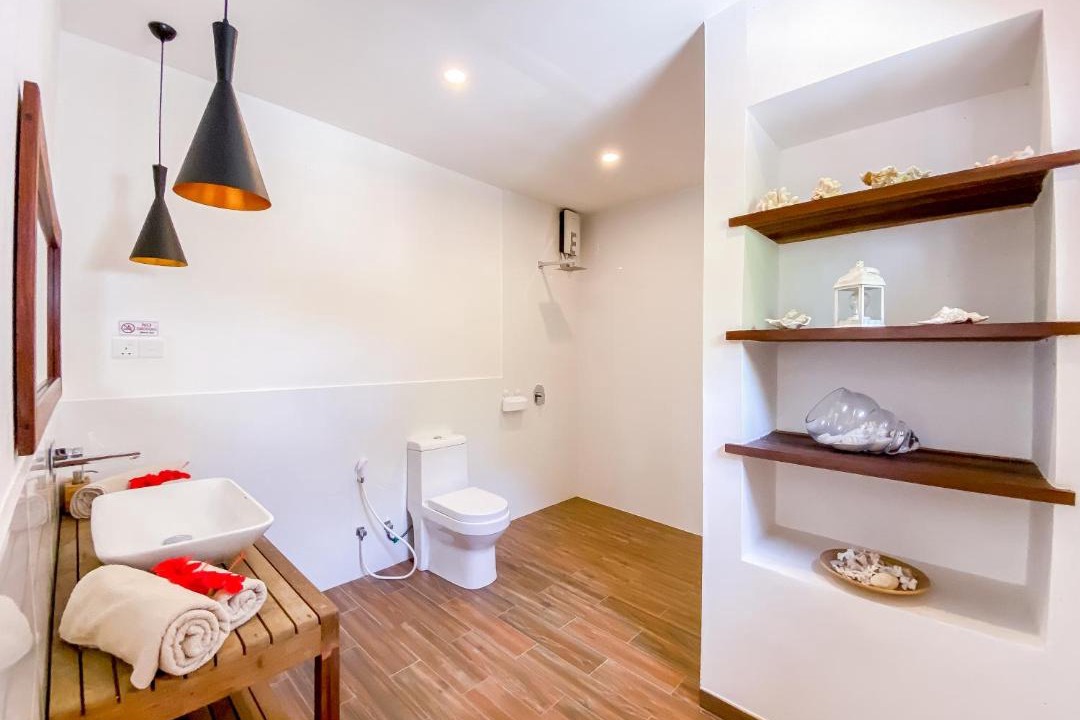 Photo of Bathroom in Thulusdhoo Island