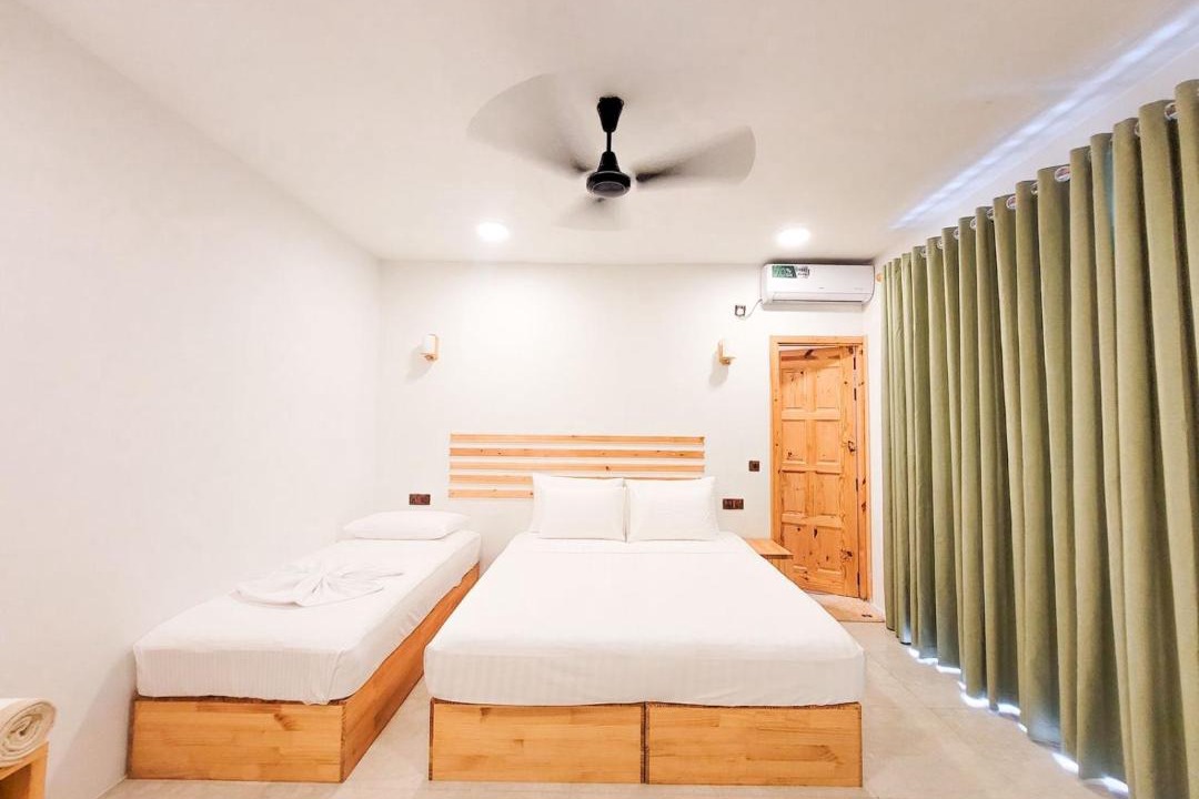 Photo of Bedroom in Thoddoo