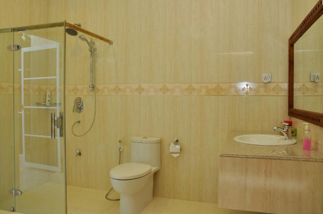 Photo of Bathroom in Hulhudhoo