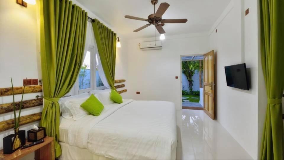 Photo of Bedroom in Guraidhoo