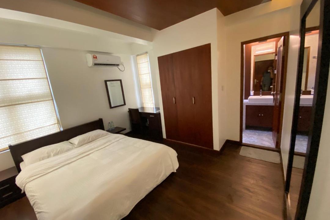 Photo of Bedroom in Male